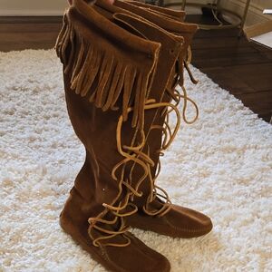 Authentic Minnetonka Fringed Brown Knee-High moccasins Women's Boots size 7